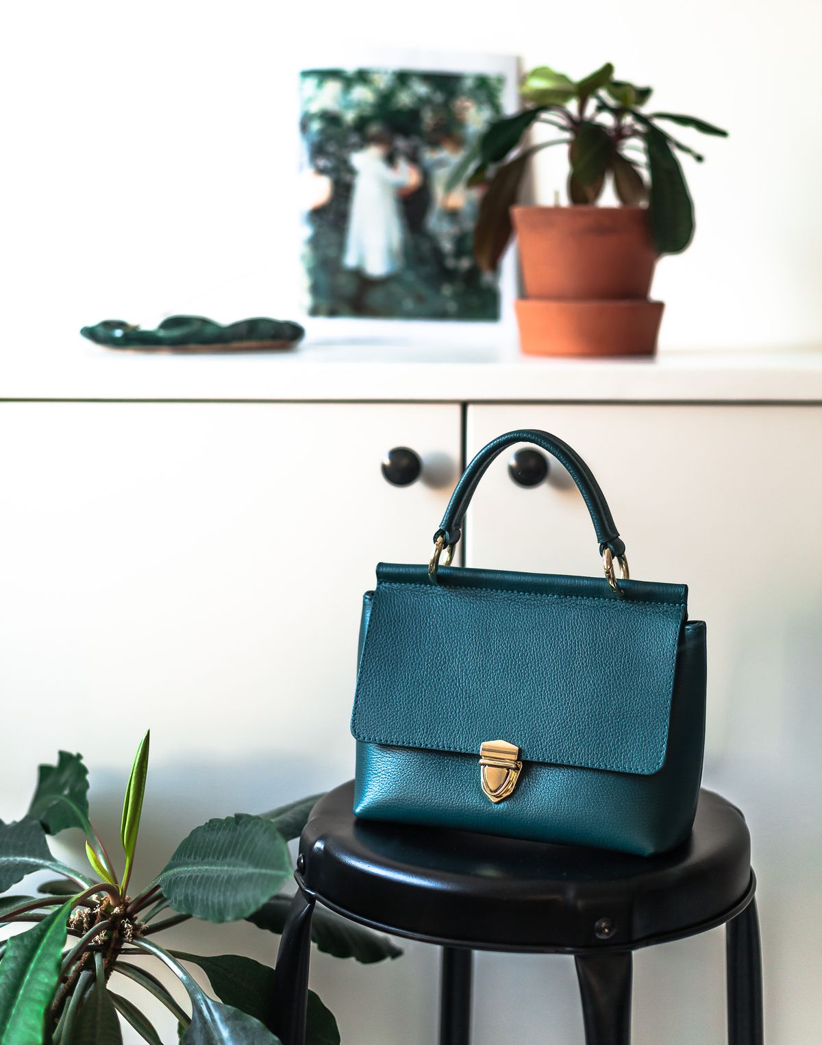 Classic Noir Handbag